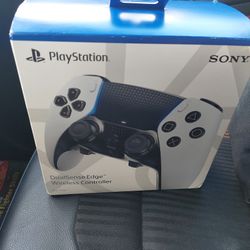 PlayStation 5 Pro controller (NEW/Unopened)