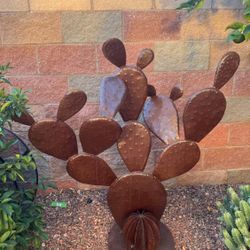 Cactus Metal Decor 