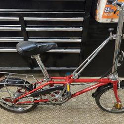 2 Dahon Travel  Bikes