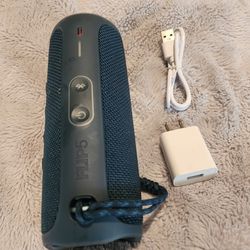 🔥🔥JBL Flip 5 Portable Waterproof Wireless Bluetooth Speaker - Black(new)🔥