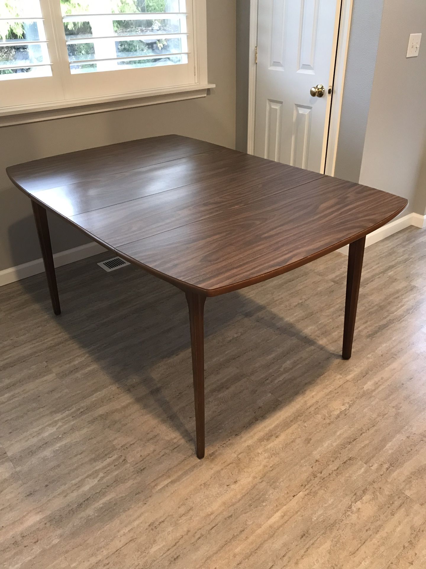 Mid Century Modern Table, drop leaf, Expandable 