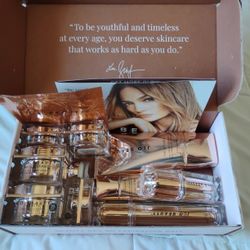 JLO Beauty Box + Smaller Size Included