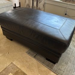 Ottoman For Living Room Excellent Conditions
