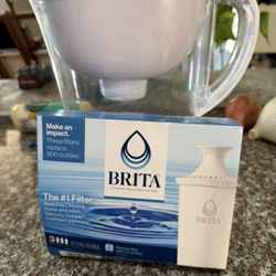 Brita Jug And 3 Replacement Filters