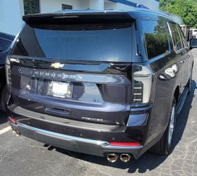 2025 Chevy Suburban Premier