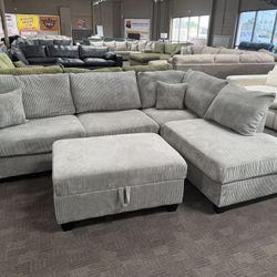 Light Gray Sectional W/ Storage Ottoman 