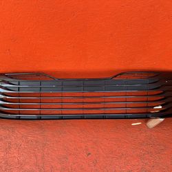 2018 2019 2020 TOYOTA CAMRY FRONT LOWER GRILLE REPLACEMENT CAPA AFTERMARKET