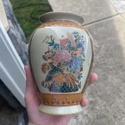 Vase // Home Decor // Plant Pot 