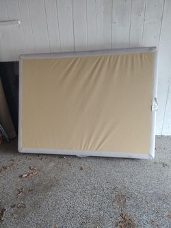 Queen Mattress Box