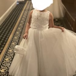 Flower Girl Dress (Size 6&7)
