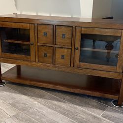 Entertainment Console 