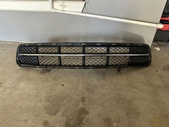 Stock C7 Corvette Grill