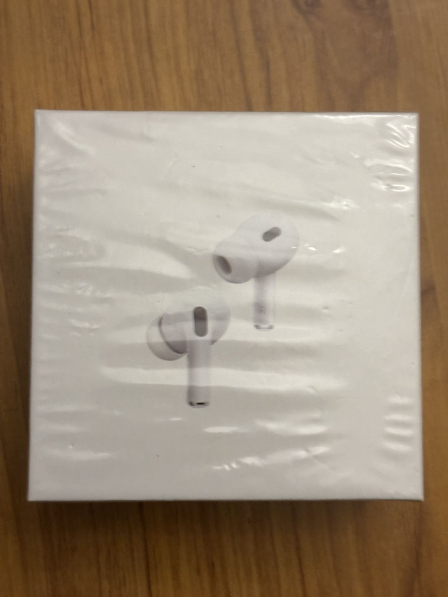 Apple AirPods Pro 2nd Gen (USB-C) - Excellent Condition + Original Case**