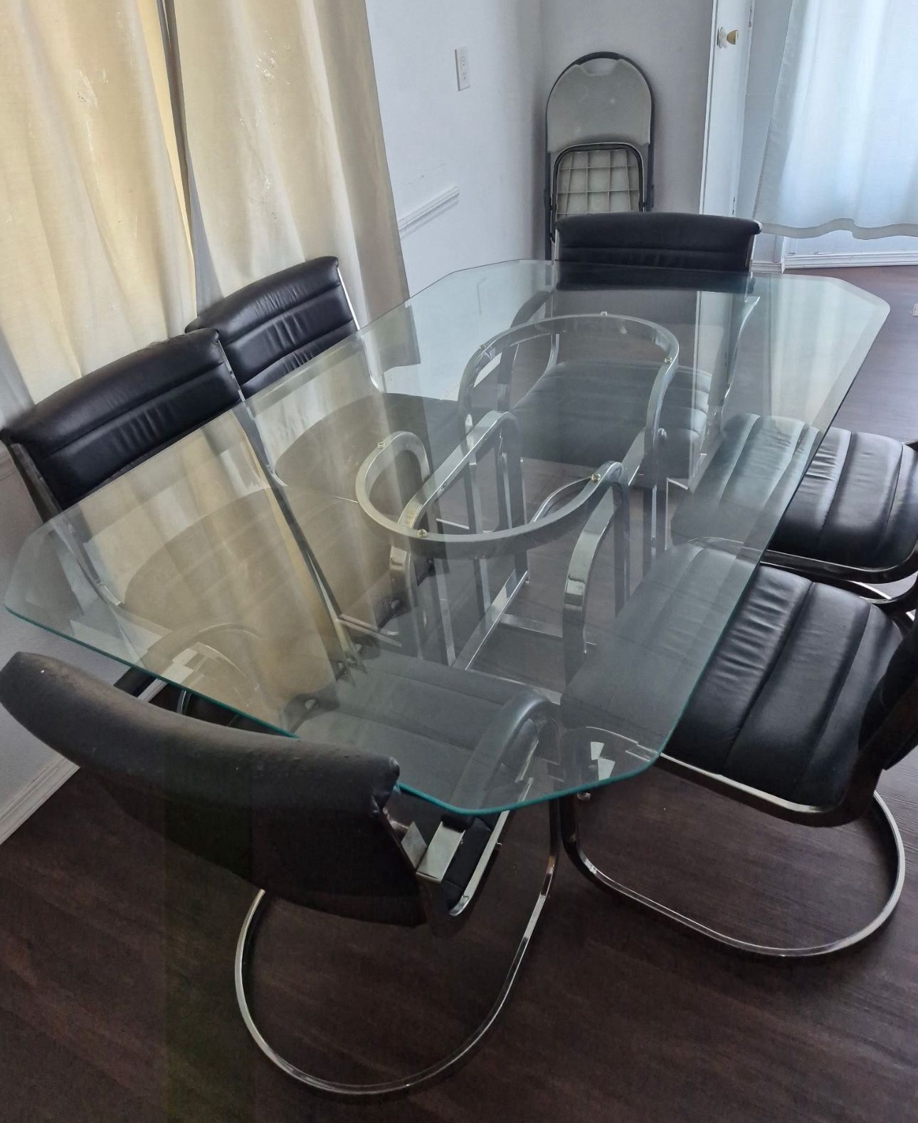 Table With 6 Chairs