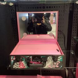 Hello Kitty® SlayCase® Vanity Travel Case