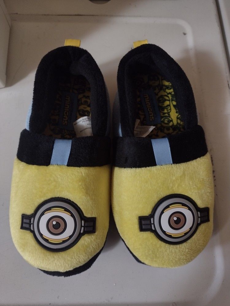 Minions House Slippers Size 11-12 Toddlers
