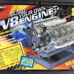 Small Model V8Engine Motor
