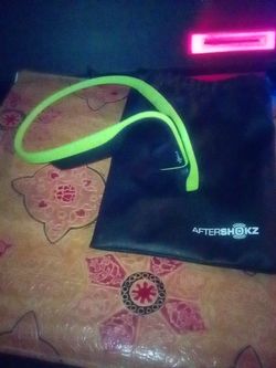 After Shokz Trekz Air Head Phones