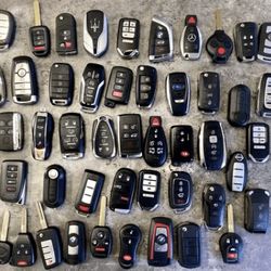 Car key fobs Porsche key Mercedes benz key fob Bmw key fob Toyota key fob Infiniti key fob Dodge key fob Audi key Bmw key Lexus key  Range Rover key  