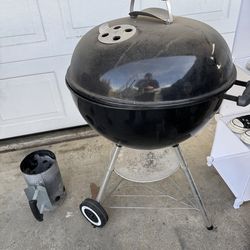 Weber Original Kettle Charcoal Grill for Outdoor Cooking and Barbecue, 22-Inch,