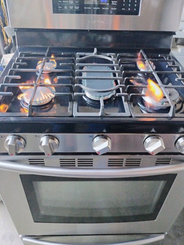 Samsung Stainless Steel 5 Burners Gas Range Stove Oven Works Great Fully Functional