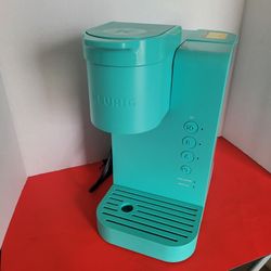 Keurig K-Express Coffee Maker – Tropical Blue