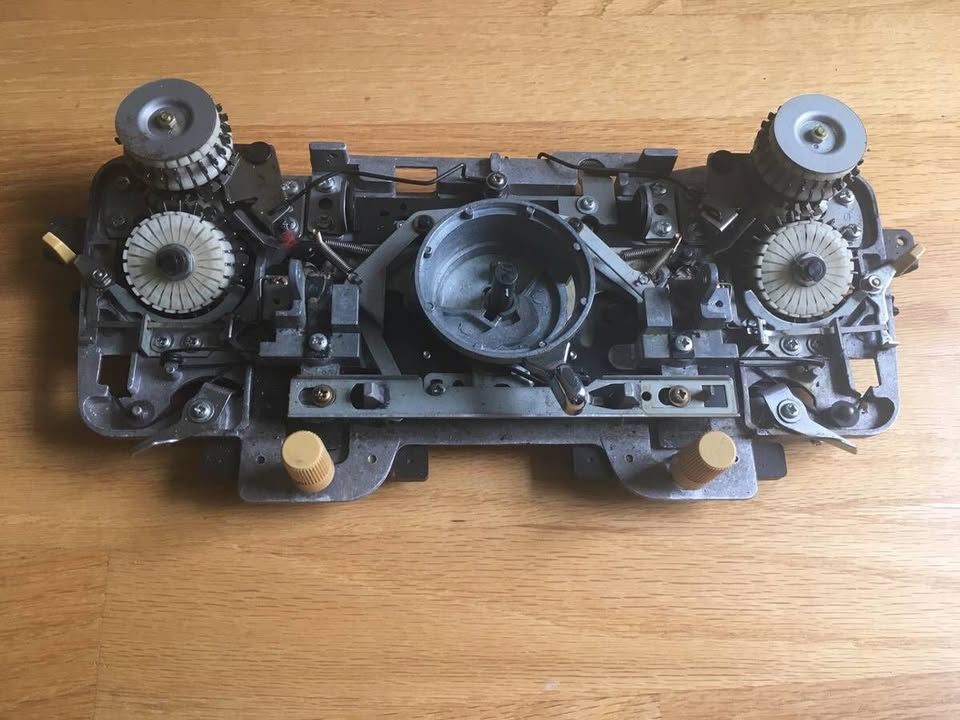 Studio / Singer / Silver Reed SK360 Punch Card Carriage - As is for parts