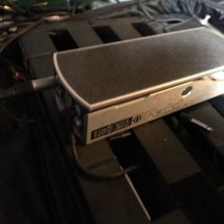 Earnie Ball Volume Pedal