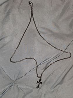 Silver Cross Pendant Chain Necklace