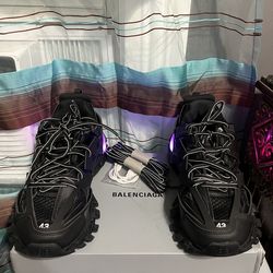 Balenciaga Track Shoes LED - Size 43 / US 10