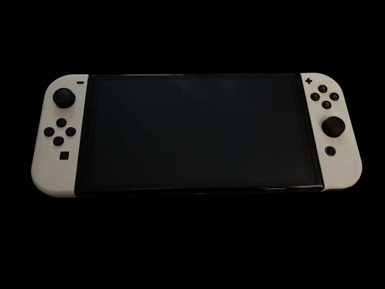 Switch OLED + carrying case