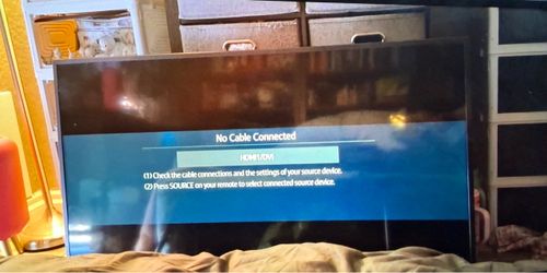 Samsung 50" 4K Smart TV (Model UN50JS7000F) – Great Condition!