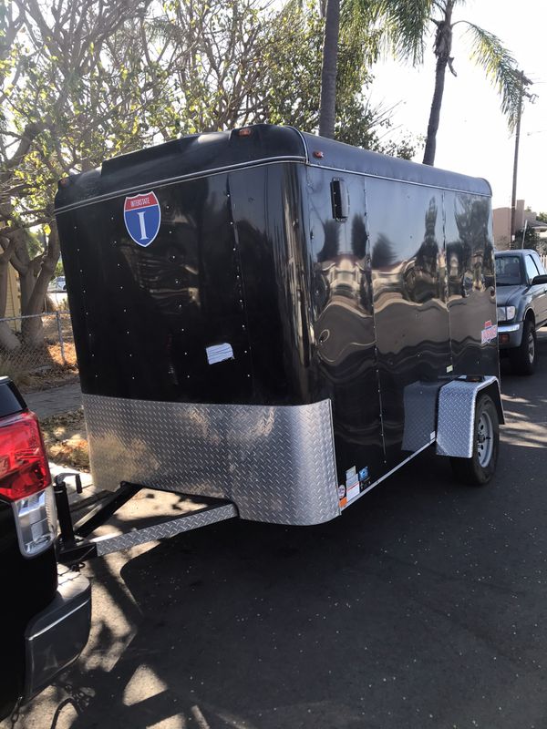 2106 loadrunner enclosed utility trailer 6 x 10 single axle for Sale in