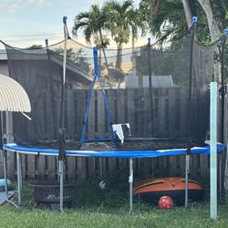 12 Foot Trampoline With Safety Net 