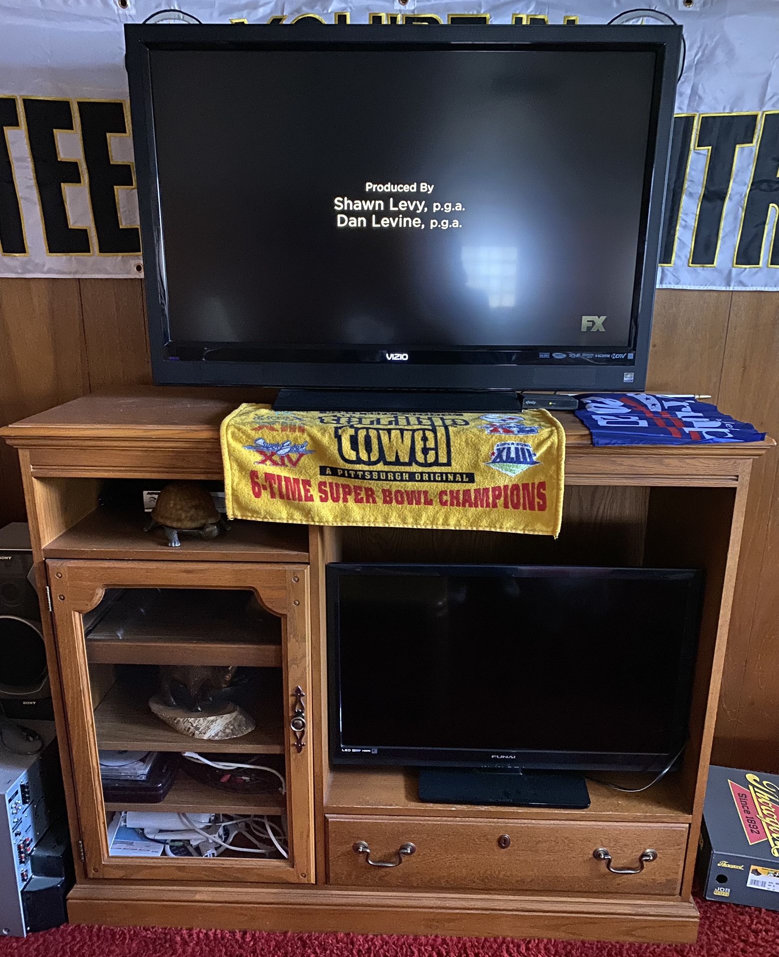 Oak Entertainment Tv Stand 