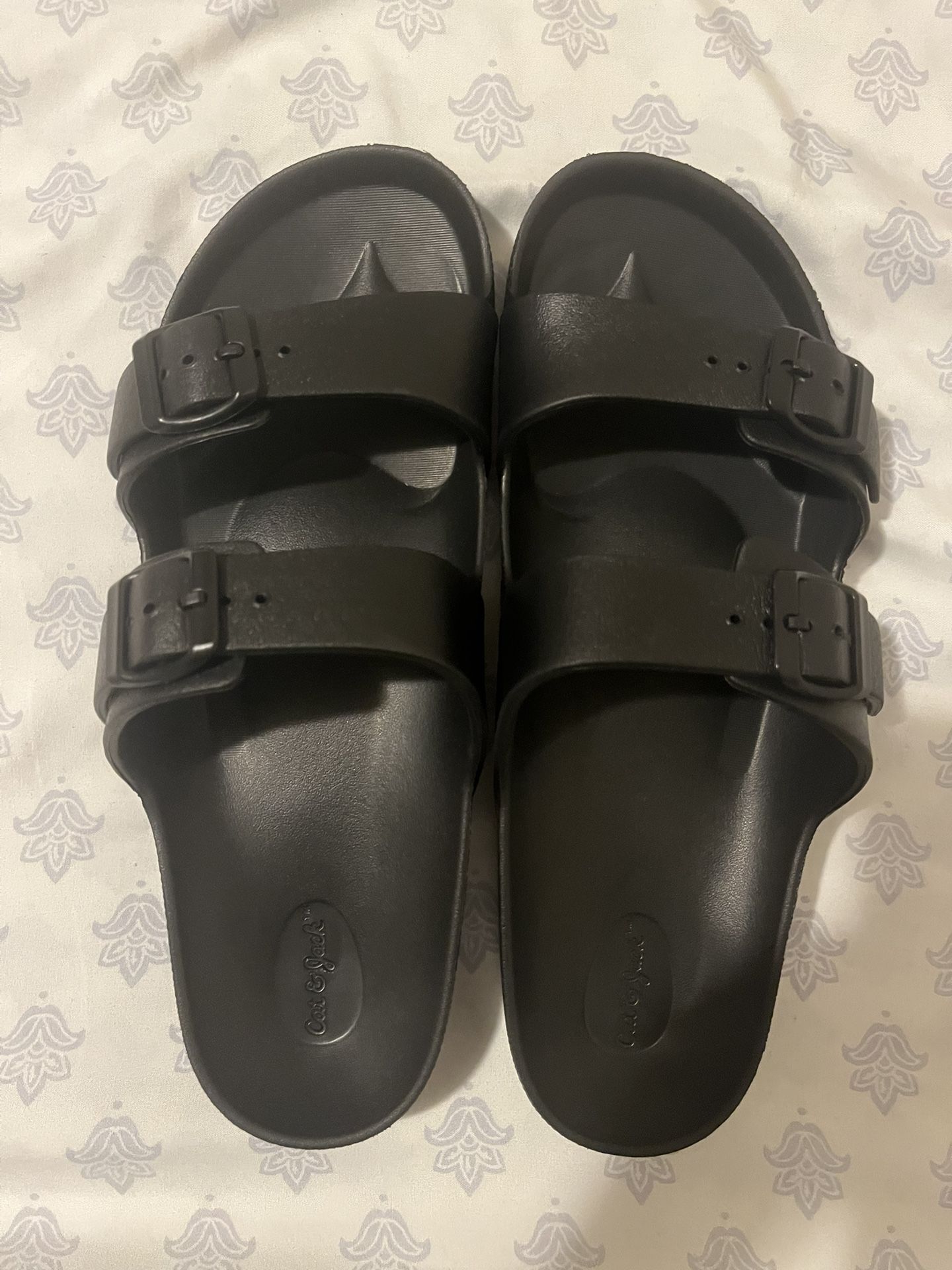 Cat And Jack Sandals