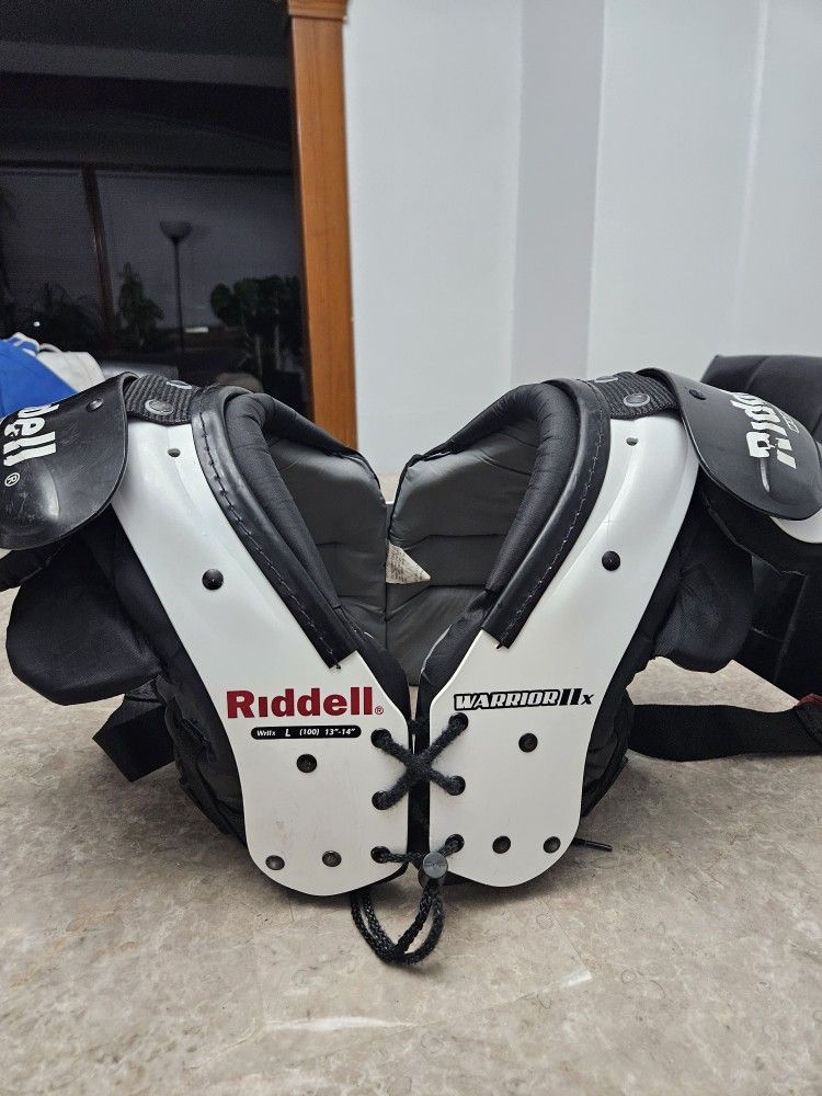 Football Pads Large
