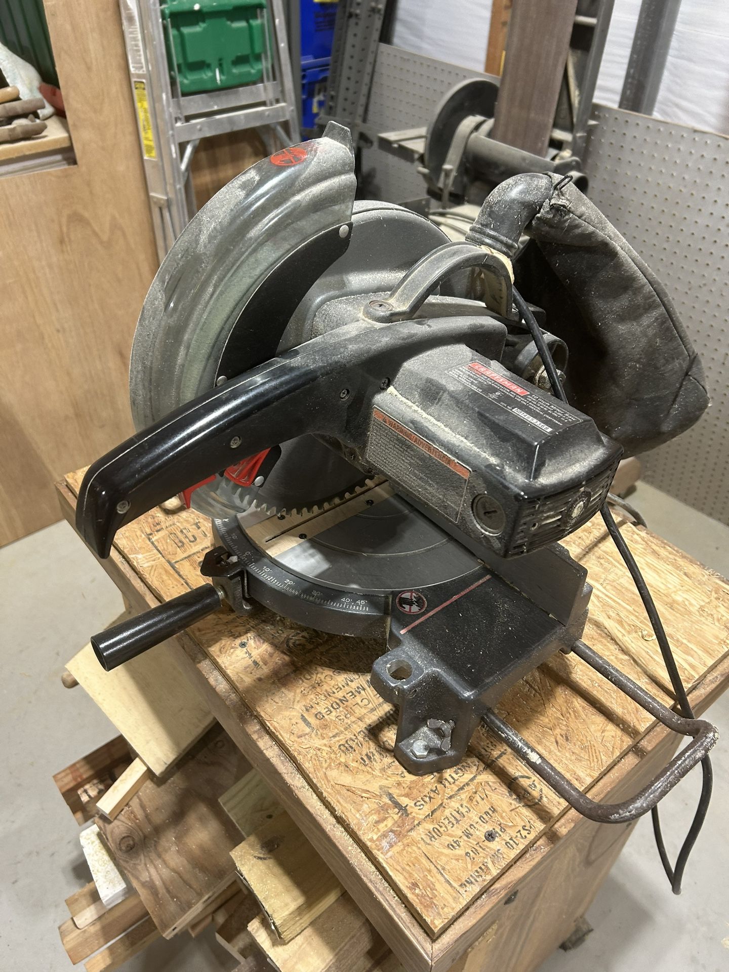 10” Craftsman Compound Miter Saw