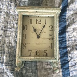 Olden style clock