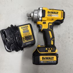 Dewalt 20v XR Impact Wrench 1/2 In. 