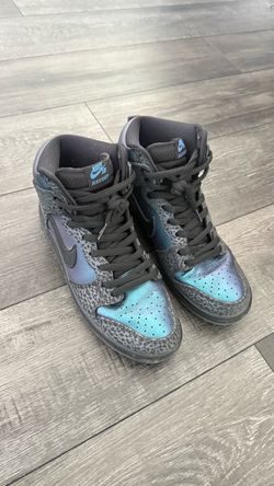 Nike SB Dunk Hornets Size 11
