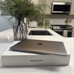 MacBook Pro 2020 13”