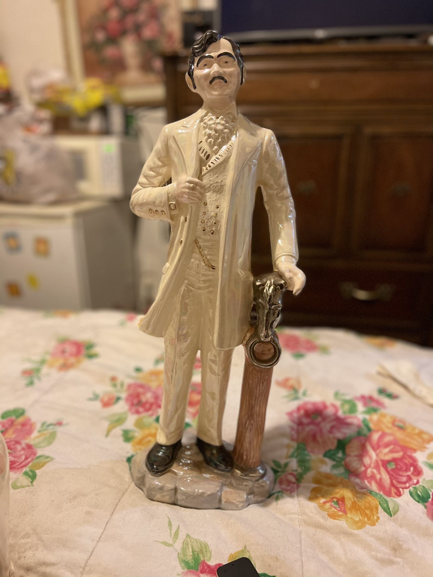 Vintage 21 Inch Statue