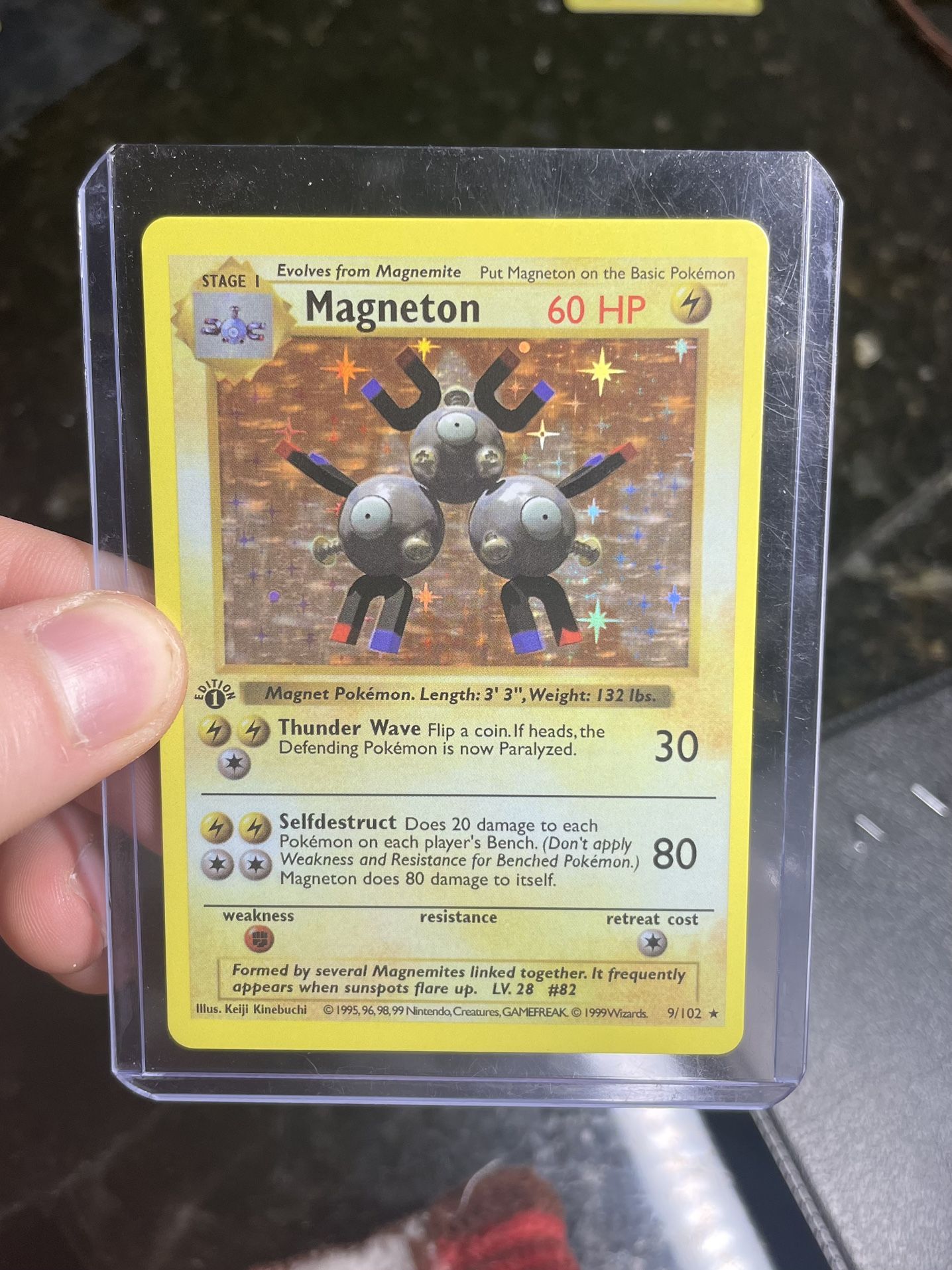 Pokemon 1st Edition Magneton Holo (Base Set)
