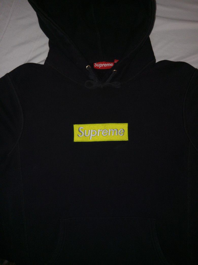 100% Authentic Supreme Box Logo Hoodie 