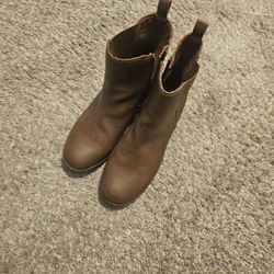 Girls Boots Size 5