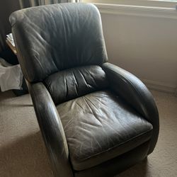 Green leather Recliner 