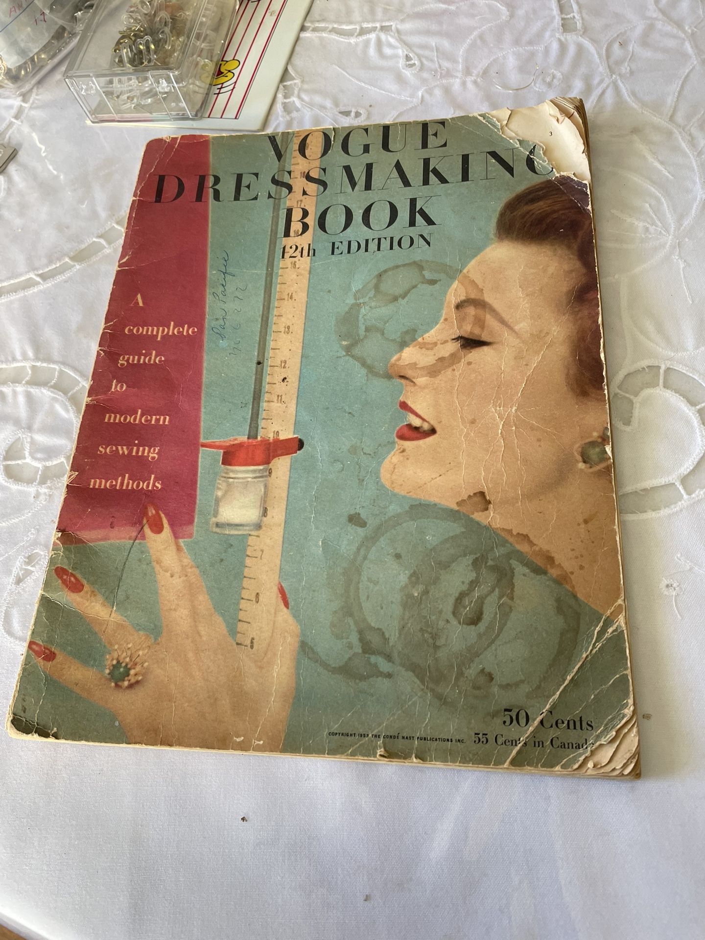 - [ ] 📚 Vintage Vogue Dressmaking Book (1957, 12th Edition, Paperbac