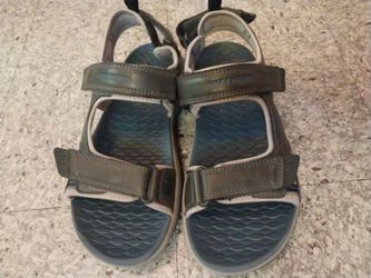 Sketchers Straped Sandals/Size 7