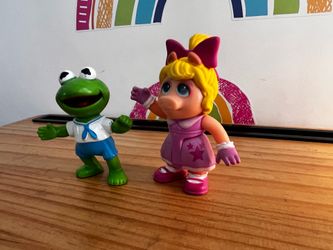JIM HENSON VINTAGE 1986 KERMIT & MISS PIGGY PVC FIGURES
